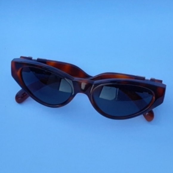 Versace Sunglasses Cat Eye Tortoise Frame Gold Medusa Face Logo w/ Brown Lenses